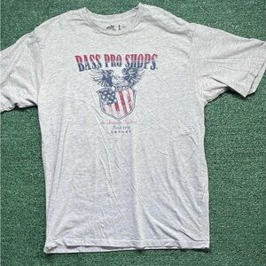 Bass Pro Shops Light Gray T-Shirt with Eagle Graphic